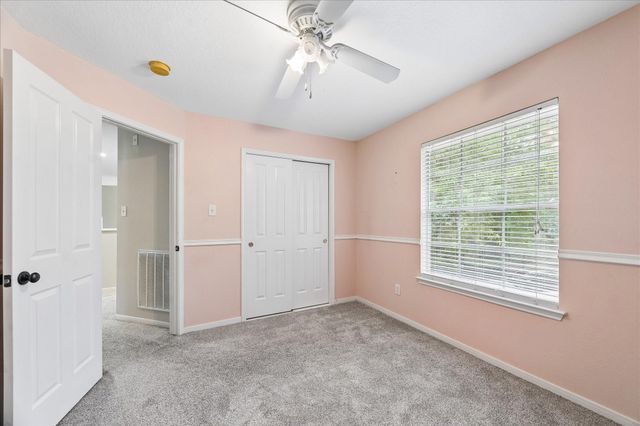 6 Vinca Trail, The Woodlands, TX 77382