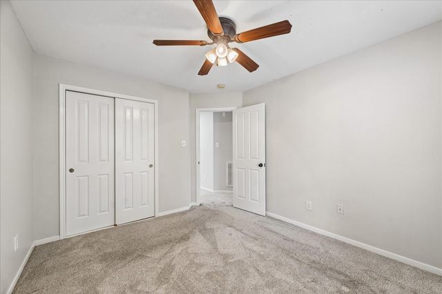 6 Vinca Trail, The Woodlands, TX 77382