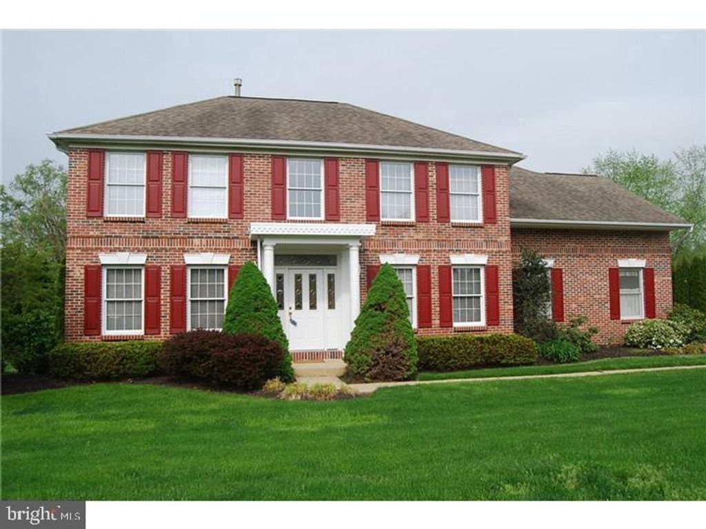 4032 N MALLARD LN, Doylestown, PA 18902