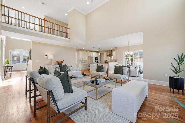 101 Mcalway Road, Charlotte, NC 28211