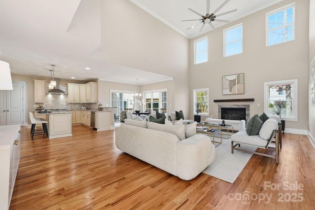 101 Mcalway Road, Charlotte, NC 28211