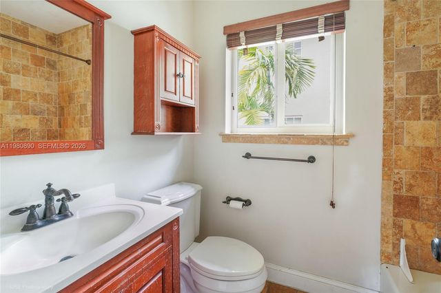 35 Antilla Ave, Coral Gables, FL 33134