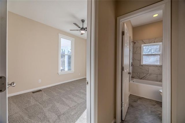 308 N 19th Street, Lexington, MO 64067