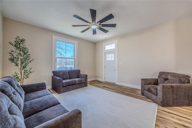 308 N 19th Street, Lexington, MO 64067