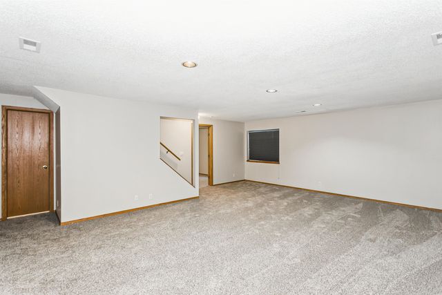 5 N Hopper Dr, Goddard, KS 67052