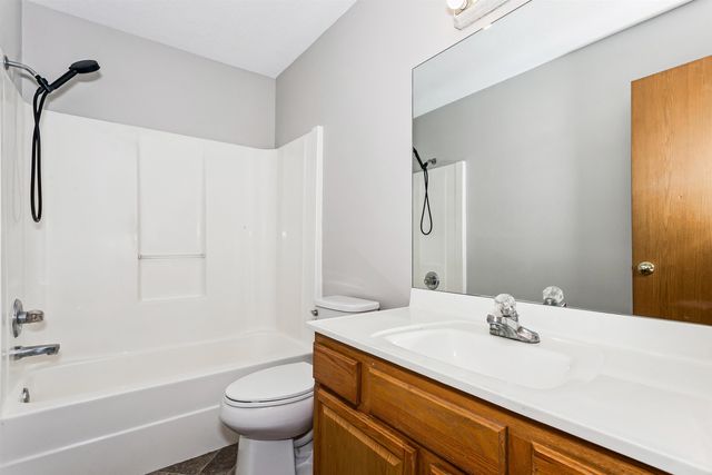 5 N Hopper Dr, Goddard, KS 67052