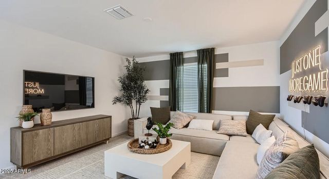 9614 W MITCHELL Drive, Phoenix, AZ 85037