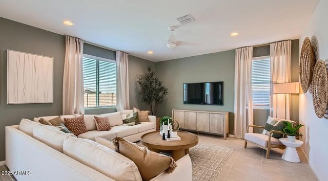 9614 W MITCHELL Drive, Phoenix, AZ 85037
