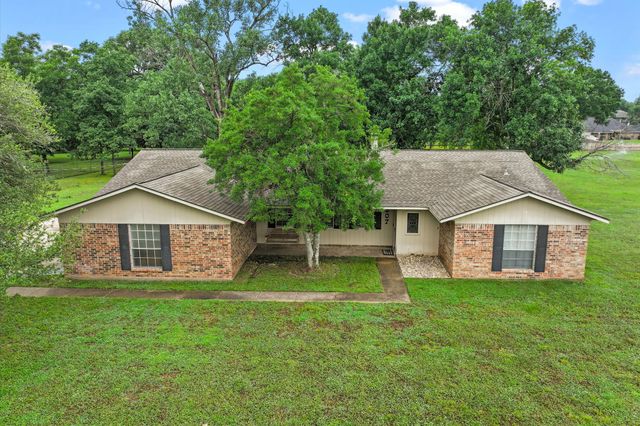 2207 Hickory Ridge Drive, Bossier City, LA 71111