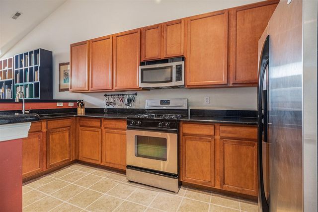 222 W Oakbrook Drive, Ann Arbor, MI 48103