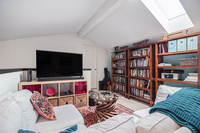 222 W Oakbrook Drive, Ann Arbor, MI 48103
