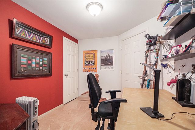 222 W Oakbrook Drive, Ann Arbor, MI 48103