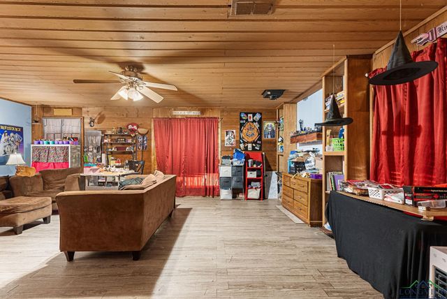 1781 Shamburger, Gilmer, TX 75645