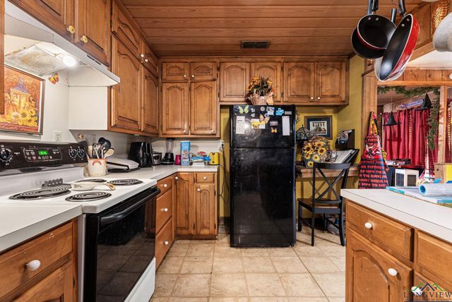 1781 Shamburger, Gilmer, TX 75645