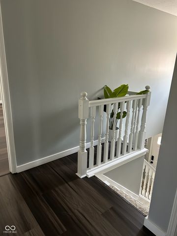 932 Stave Oak Drive, Beech Grove, IN 46107