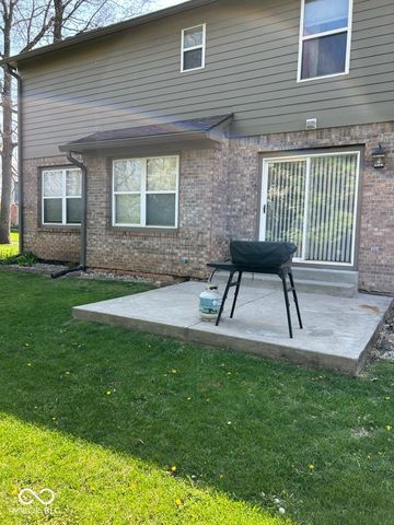 932 Stave Oak Drive, Beech Grove, IN 46107