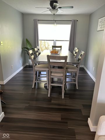 932 Stave Oak Drive, Beech Grove, IN 46107