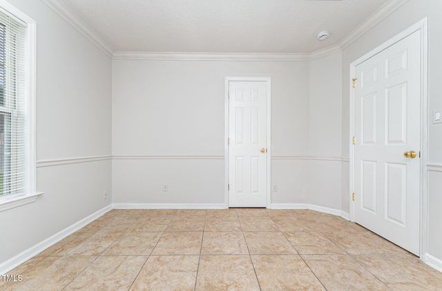 606 Arden Street, Burlington, NC 27215