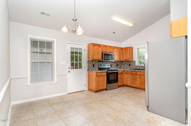 606 Arden Street, Burlington, NC 27215