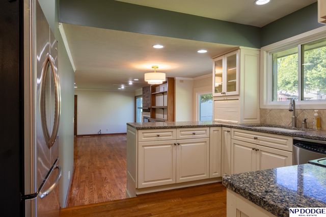 1621 Broadmoore Drive, Lincoln, NE 68506