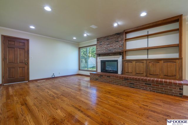 1621 Broadmoore Drive, Lincoln, NE 68506