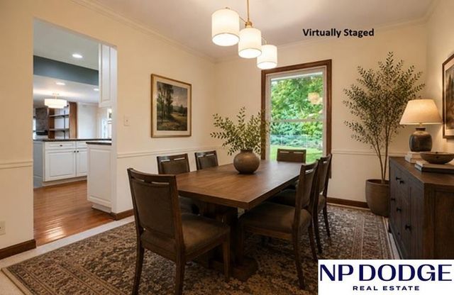 1621 Broadmoore Drive, Lincoln, NE 68506