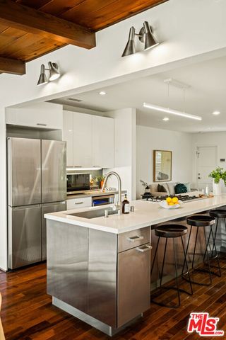 7406 Earldom Avenue, Playa Del Rey (los Angeles), CA 90293