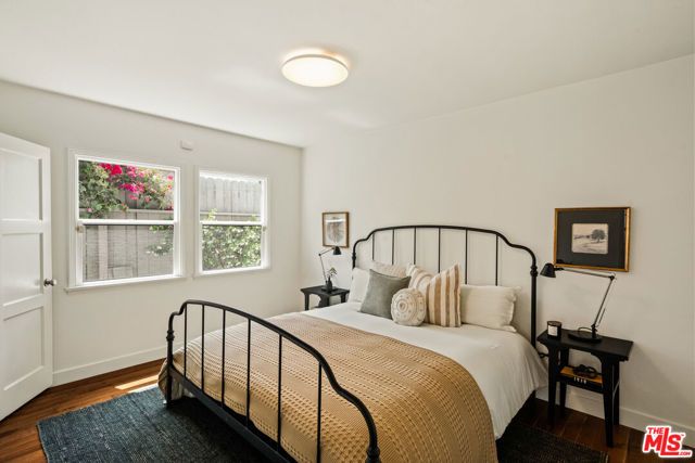 7406 Earldom Avenue, Playa Del Rey (los Angeles), CA 90293