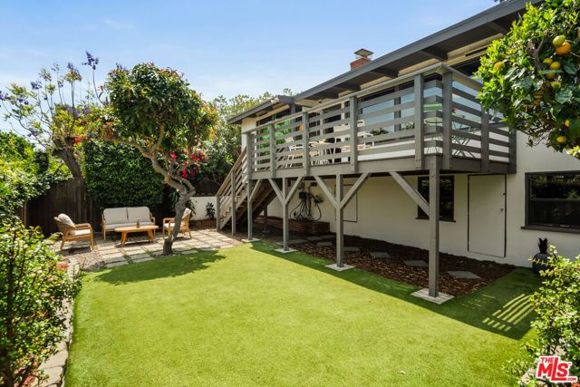 7406 Earldom Avenue, Playa Del Rey (los Angeles), CA 90293