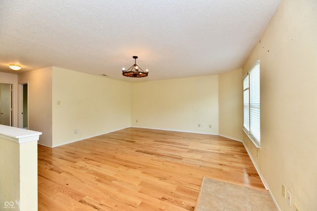 1252 Jasmine Drive, Greenfield, IN 46140