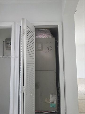 10206 SW 161st Ave 1, Miami, FL 33196