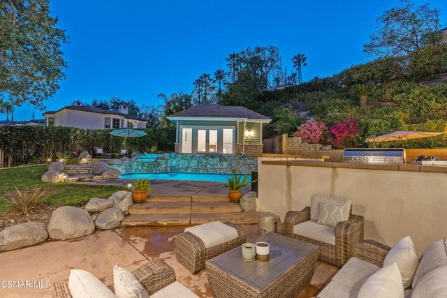 1401 Pathfinder Avenue, Westlake Village, CA 91362