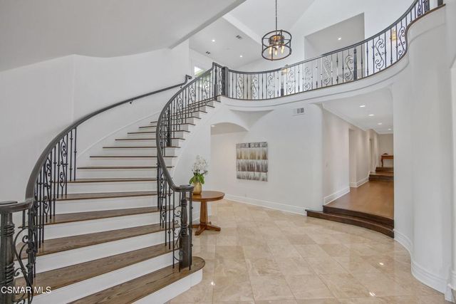 1401 Pathfinder Avenue, Westlake Village, CA 91362