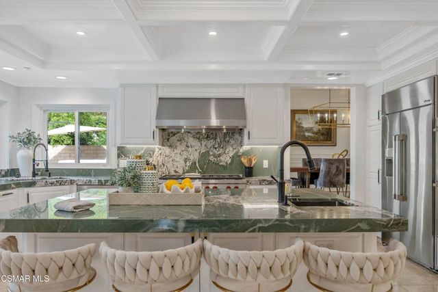 1401 Pathfinder Avenue, Westlake Village, CA 91362