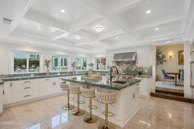 1401 Pathfinder Avenue, Westlake Village, CA 91362