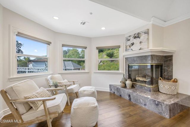 1401 Pathfinder Avenue, Westlake Village, CA 91362