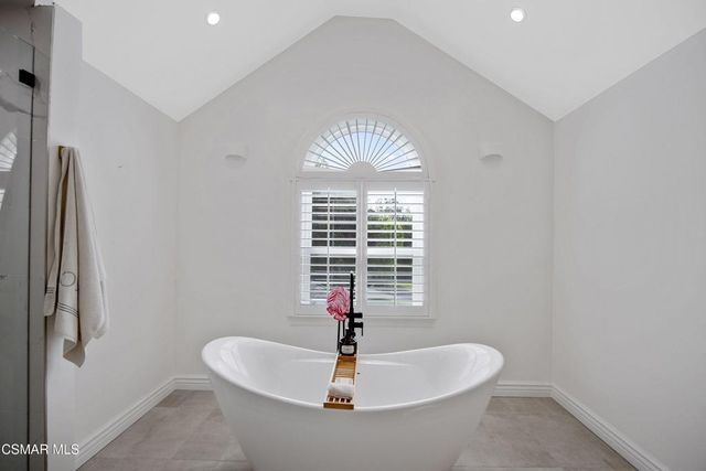 1401 Pathfinder Avenue, Westlake Village, CA 91362