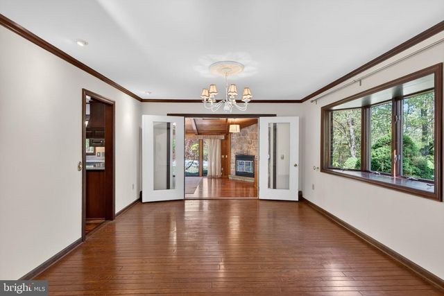 2323 SAINT PETERS RD, Pottstown, PA 19465