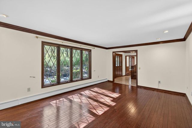 2323 SAINT PETERS RD, Pottstown, PA 19465