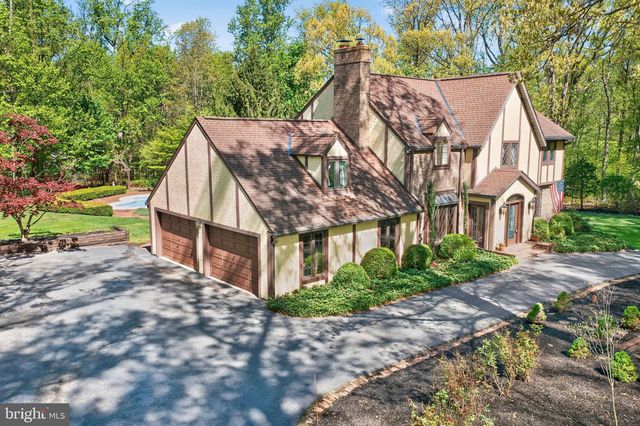 2323 SAINT PETERS RD, Pottstown, PA 19465