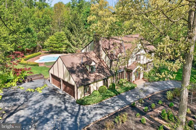 2323 SAINT PETERS RD, Pottstown, PA 19465