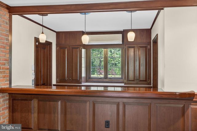 2323 SAINT PETERS RD, Pottstown, PA 19465