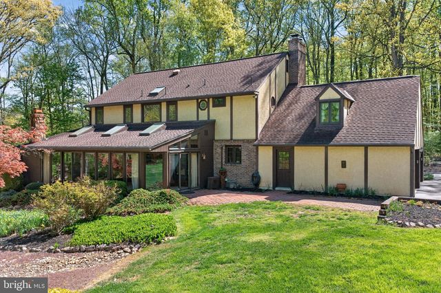 2323 SAINT PETERS RD, Pottstown, PA 19465