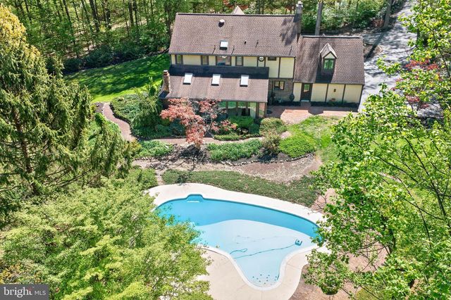 2323 SAINT PETERS RD, Pottstown, PA 19465