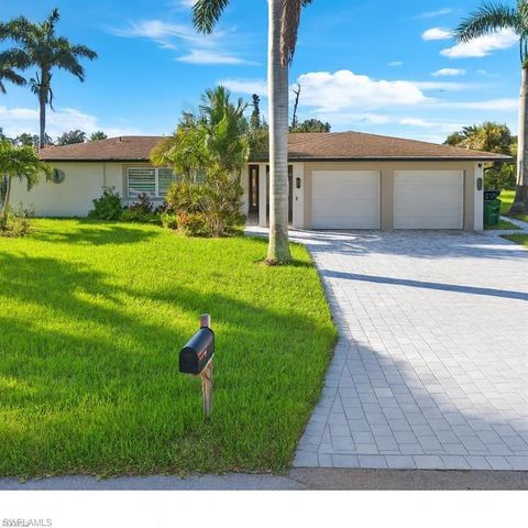 2232 SE 27th ST, Cape Coral, FL 33904