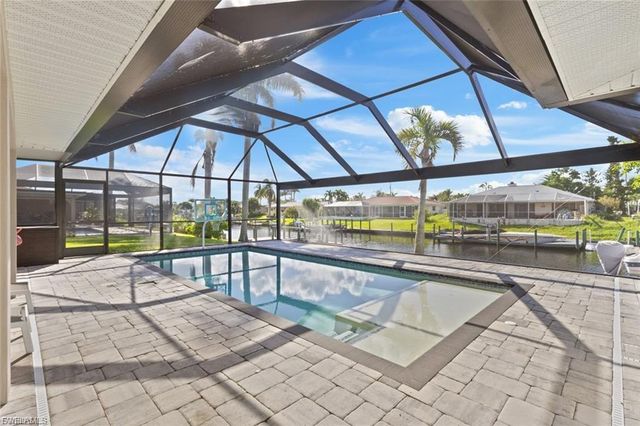 2232 SE 27th ST, Cape Coral, FL 33904