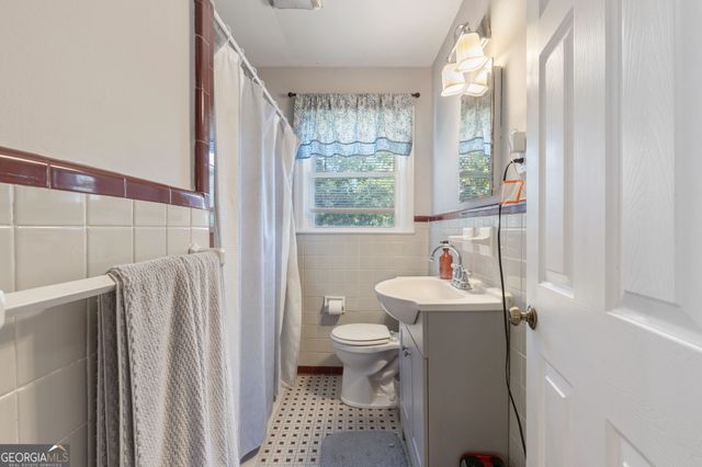 2185 Trailwood Drive SE, Smyrna, GA 30080