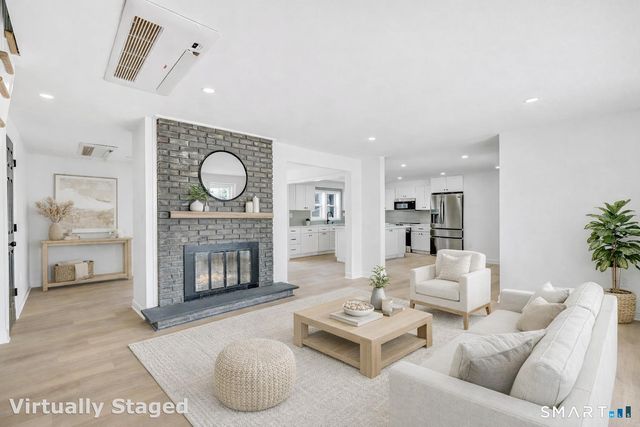 139 Wepawaug Drive, Milford, CT 06461