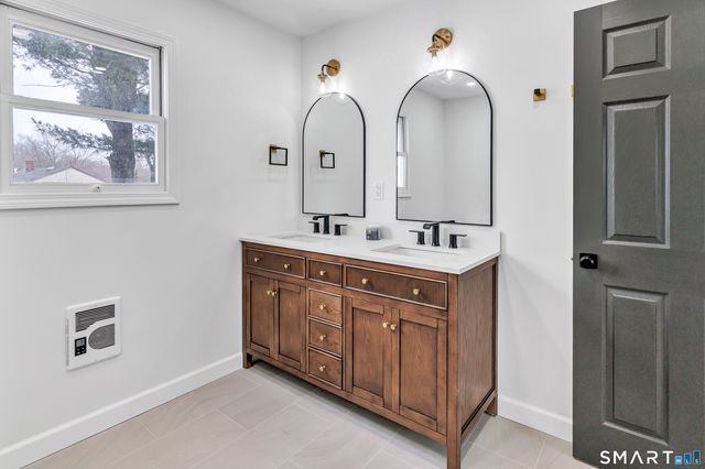 139 Wepawaug Drive, Milford, CT 06461