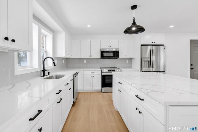 139 Wepawaug Drive, Milford, CT 06461